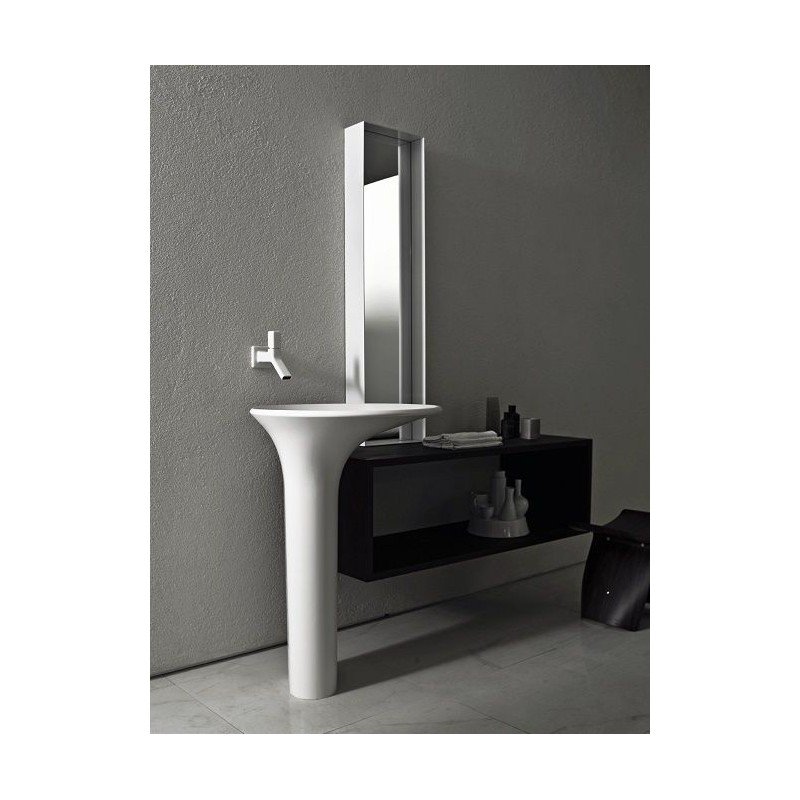 Zucchetti KOS „Faraway Round“ laisvai pastatomas praustuvas.